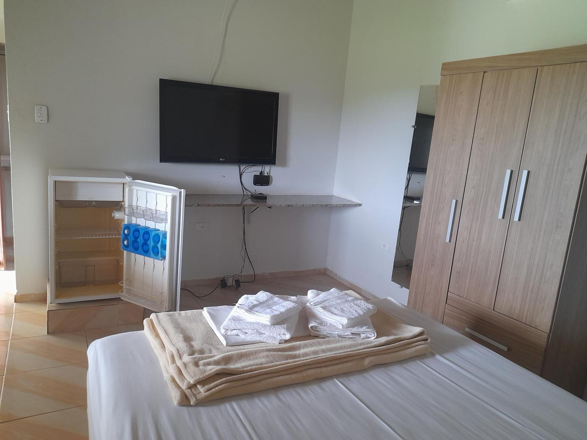 Hotel Fazenda Recanto Do Monte Alegre Piraju Kültér fotó
